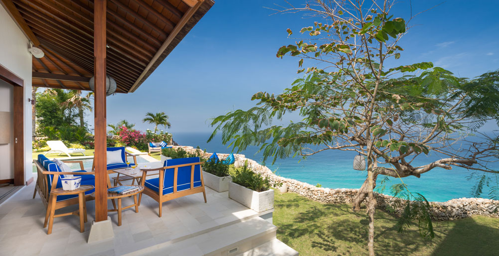 Sol y Mar Spellbinding tropical villa overlooking the ocean